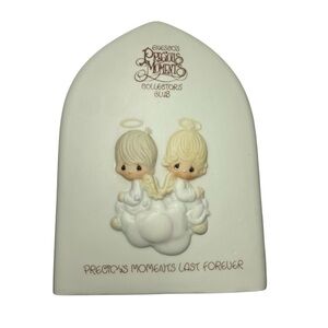 Vtg 1981 Precious Moments Colectors Club Membership Plague Figurine